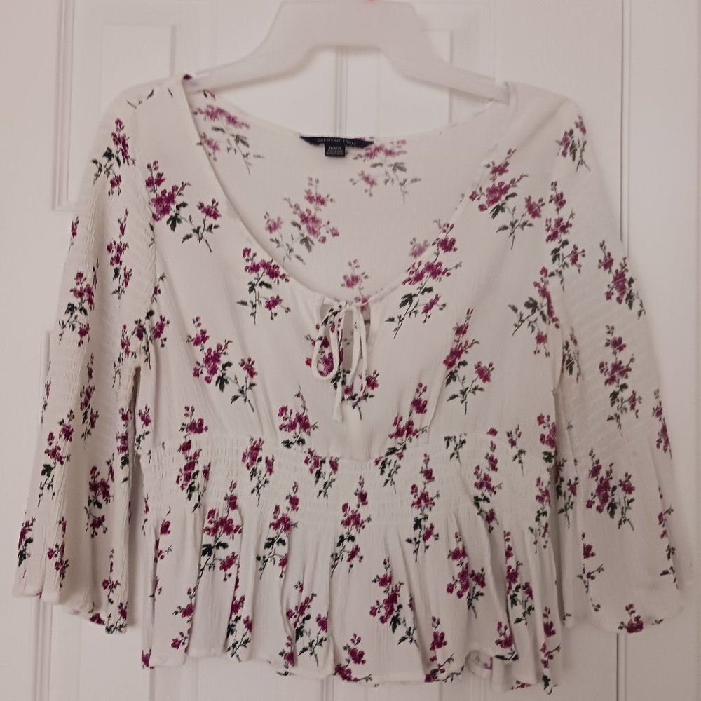 American Eagle Womens Fuchsia Floral White 3/4 Sleeve Blouse Top Size Medium